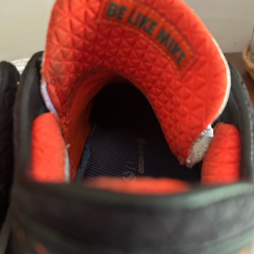 Nike Air Jordan 32 XXXII Low Gatorade - Picture 5 of 7